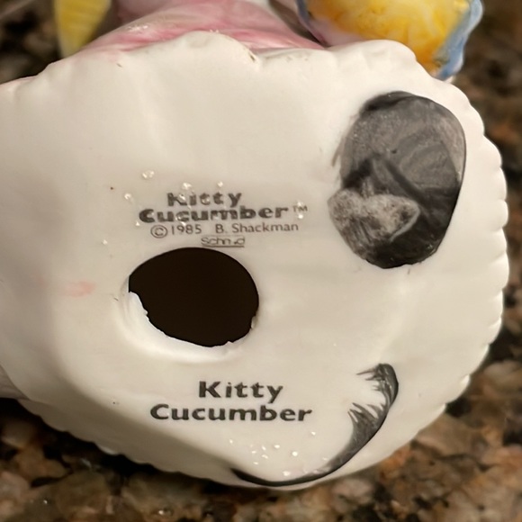 1985 RARE VINTAGE KITTY CUCUMBER PRISCILLA IN EASTER DRESS WITH BASKET OF EGGS - Picture 7 of 7